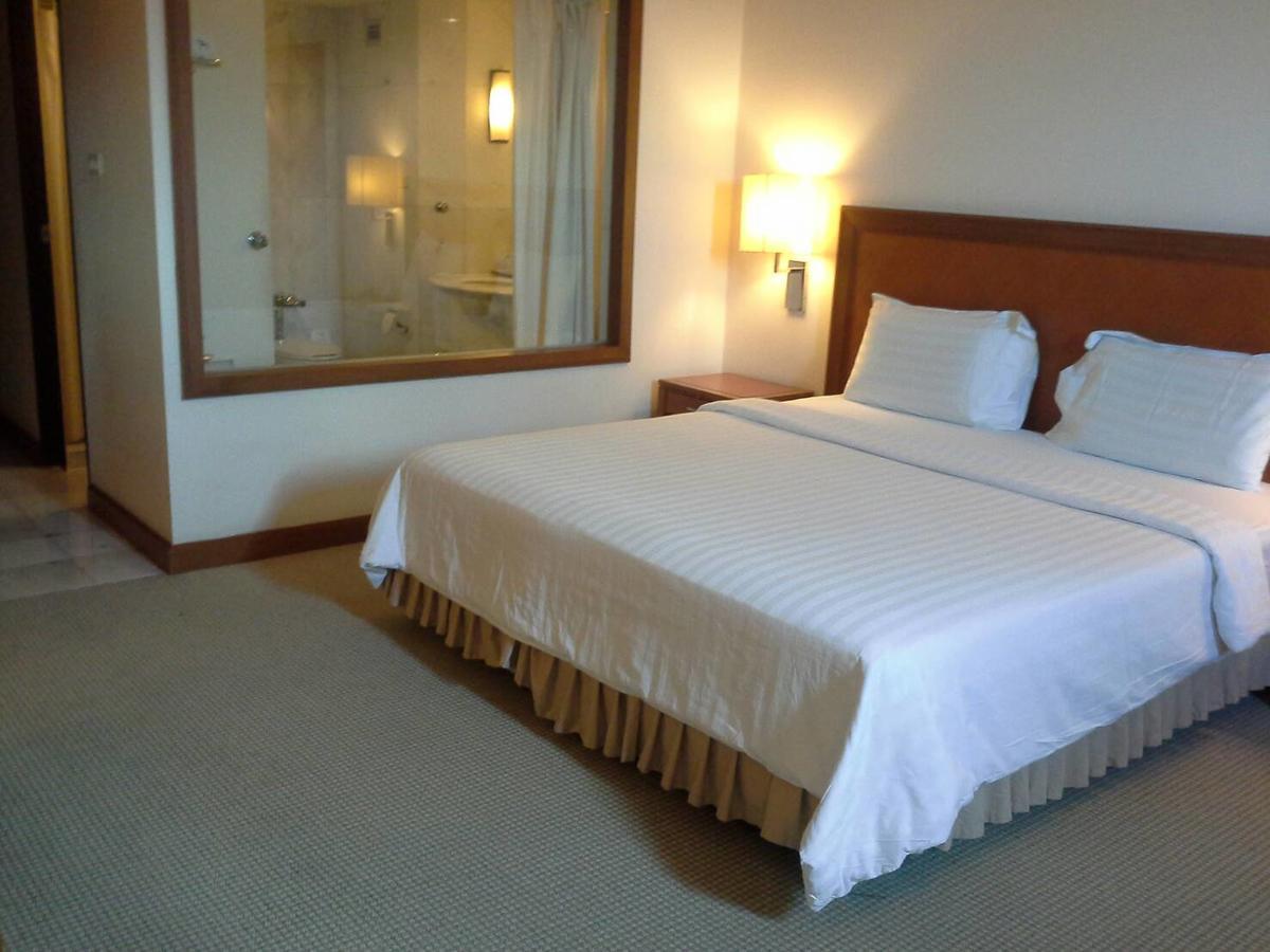 Grand Mandarin Betong Hotel Exterior foto
